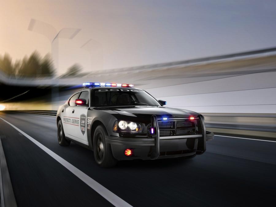  Dodge Charger Pursuit Police 2010 года  (фото 22 из 50)